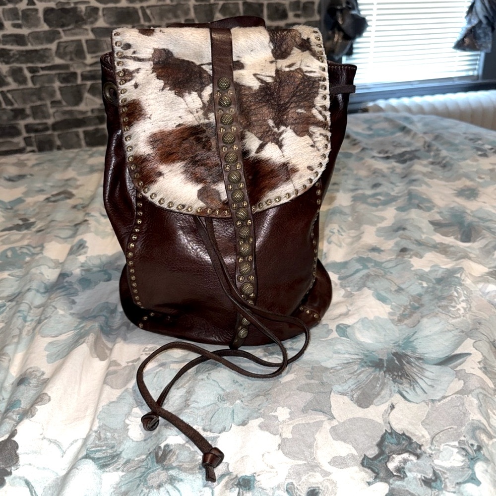 Campomaggi Brown Leather Backpack with Cowhide Flap